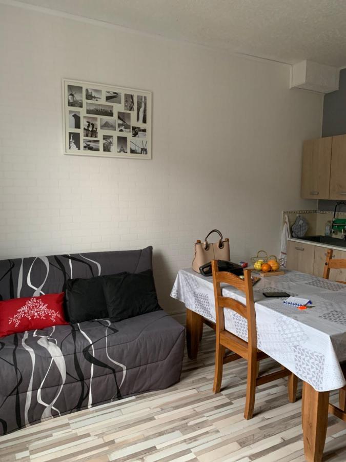Appartement Lumineux N°6 Le Val D'Or - 4 Personnes - 1 Chambre Avec Petit Balcon Ла-Бурбуль Екстер'єр фото